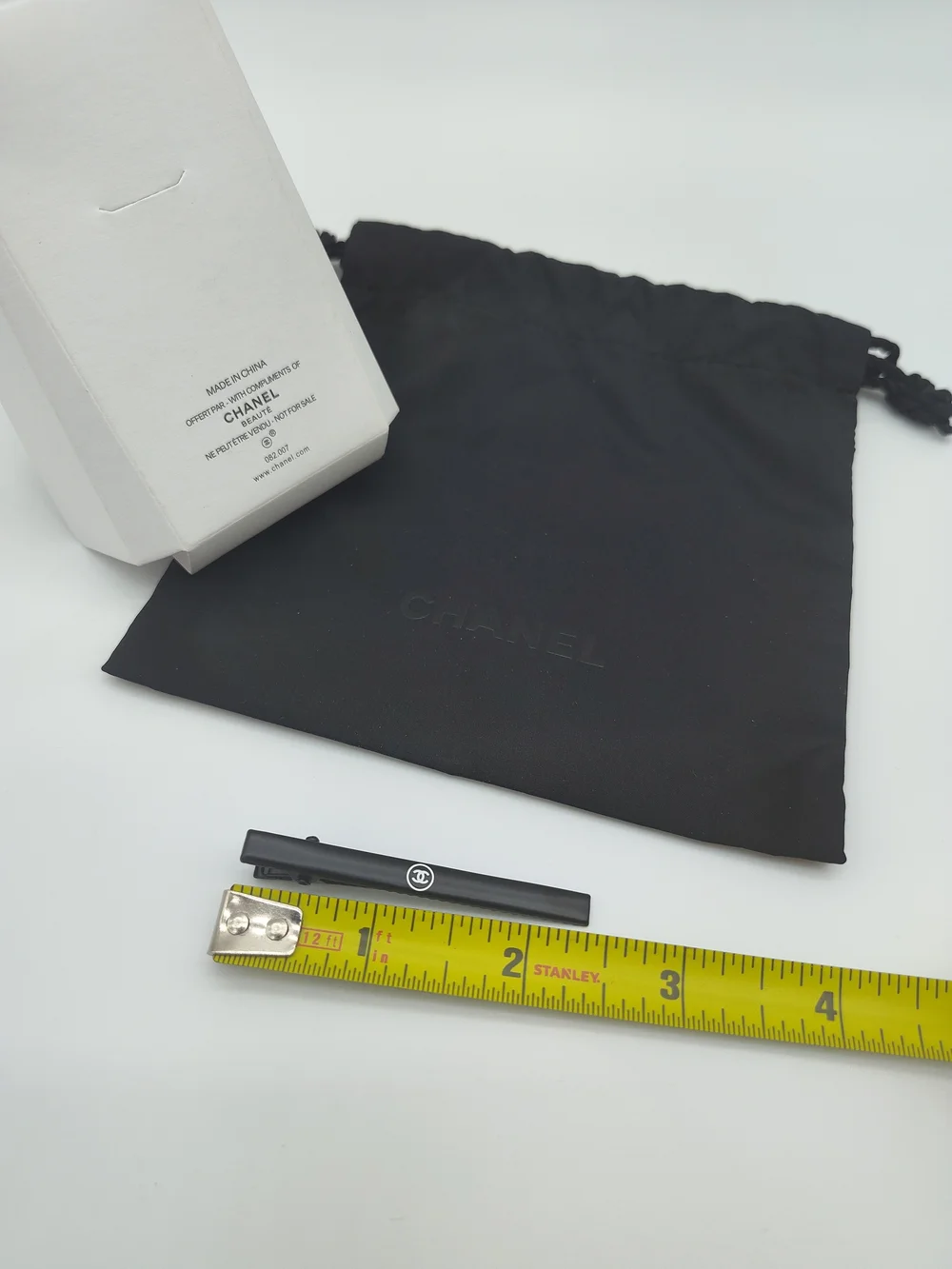 CHANEL Beauté 3 Logo Hair Clips Gift Set w/ Dust Bag & Presentation Sleeve NIB